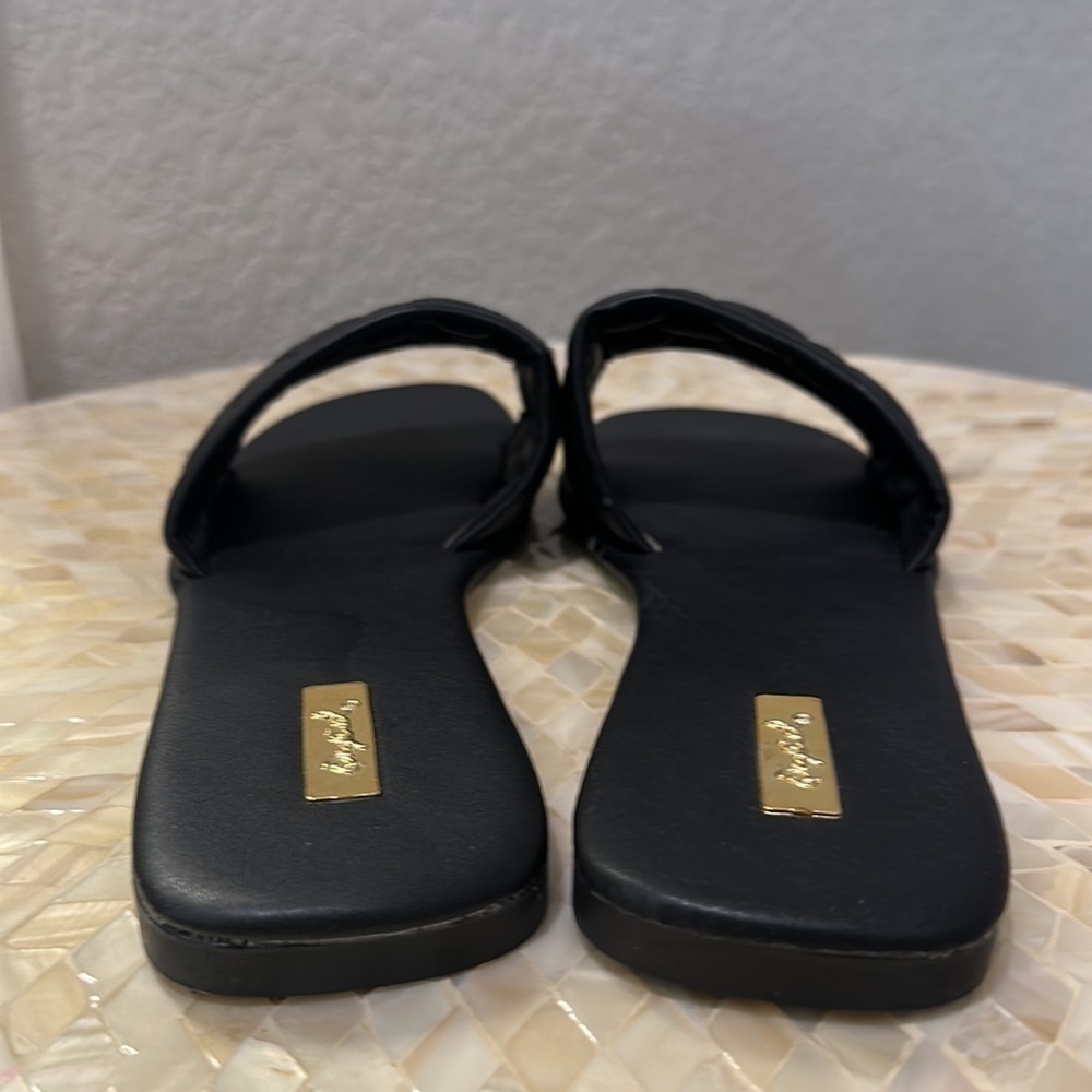 Qupid Black Faux Leather Slipper In Size 10 - Picture 7 of 8